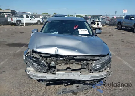 2019 Honda Accord Lx z USA, uszkodzony, nr VIN 1HGCV1F14KA116563